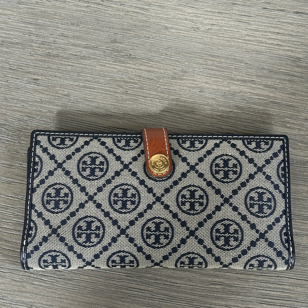 Tory Burch Monogram Zip Slim Wallet - Navy